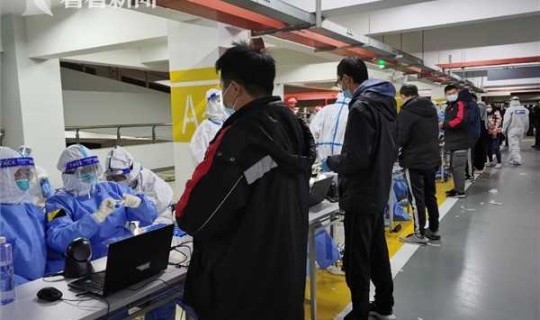 浦东机场连夜核验(上海浦东机场核酸检测多久出结果)