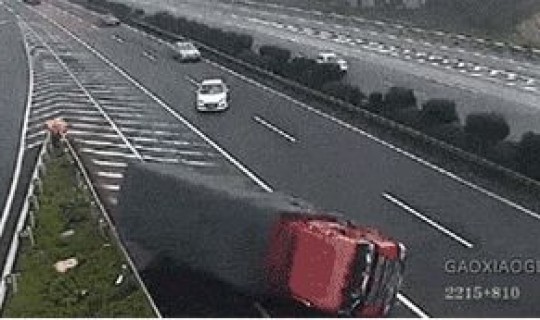 高速到初几收费？(一直不下高速会收费吗)