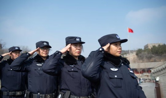 北京最近怎么警察那么多(北京为什么到处都是警察)