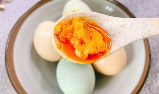 端午节必吃5种食物，端午节吃咸鸭蛋