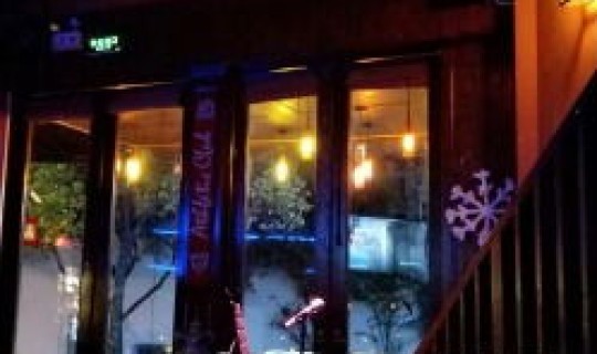 上海最近酒吧都关了，上海酒吧营业时间规定