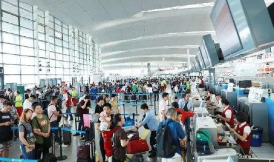 南京禄口机场防疫工作，南京机场安检员工资待遇