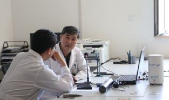 中国首例病例	，中国第一所医院