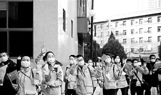 全国援鄂抗疫医疗队一共有多少人，抗美援朝去了多少人