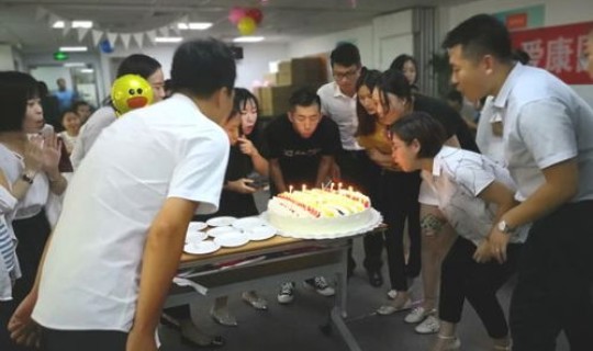 北京餐厅员工确诊 北京富盛大厦员工餐厅