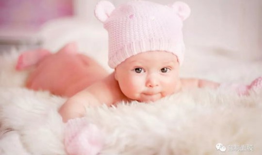 郑州四个月大婴儿母亲死亡，四个月宝宝可以坐吗