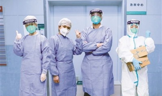 护士感染新冠病毒参加婚宴如何处理 护士手套上会有病毒吗