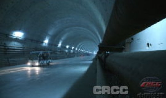 郑州隧道抽水发现遗体 长江隧道是在水下吗