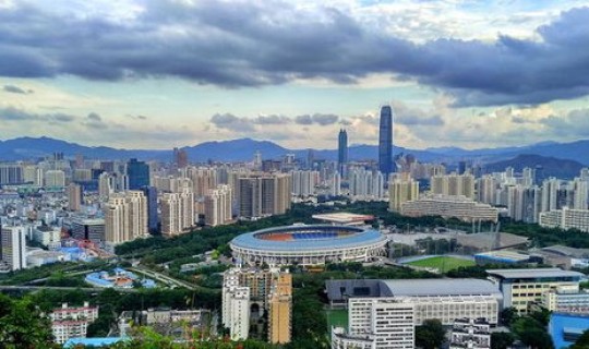 深圳十大旅游景点大全，深圳旅游适合住在哪里