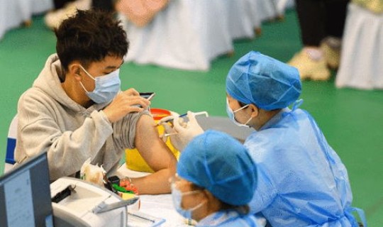 做核酸为什么10人一组 核酸检测怎么做 做核酸为什么10人一组 核酸检测怎么做