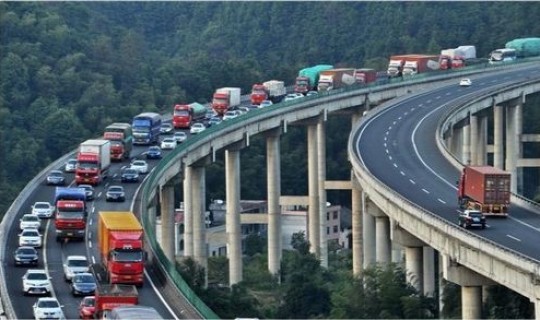 1月1日高速公路免费吗，今年高速免费不