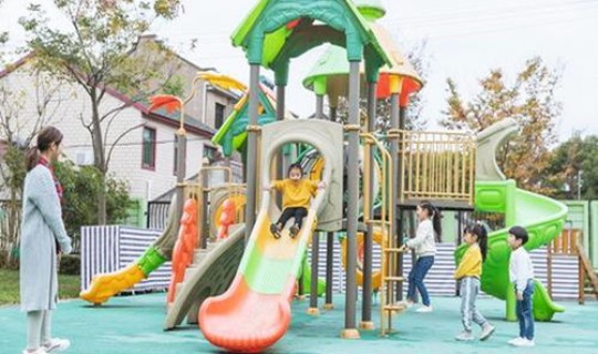 郑州废墟婴儿母亲(郑州孤儿院的宝宝照片)