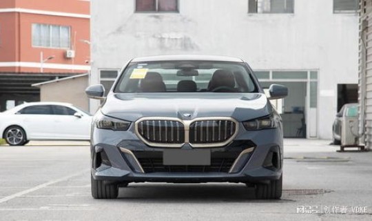 宝马5系多少钱一辆？宝马5系属于什么档次