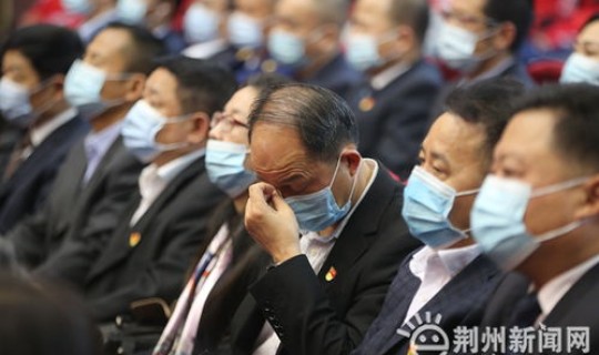 新冠患者的故事 关于抗击新冠肺炎的感人故事