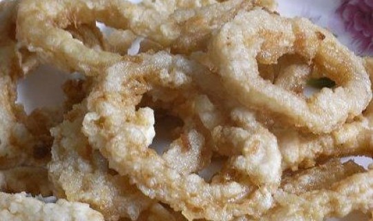 鱿鱼圈的制作，鱿鱼圈是鱿鱼的哪个部位