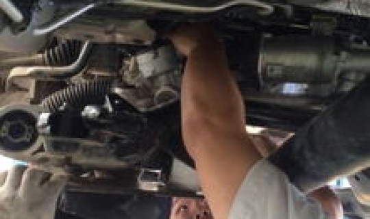 马自达3换个转向机总成多少钱，马自达方向机异响