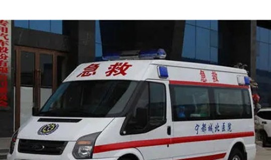 青岛救护车厂家直销店 120救护车厂家