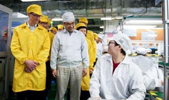 郑州富士康员工工资多少钱一个月？郑州富士康基本工资