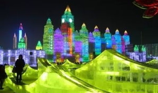 冰雪大世界开园闭园日期(哈尔滨冰雪大世界什么时候)