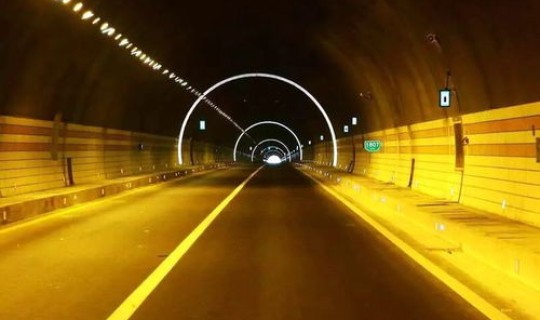 郑州隧道总长多少公里(隧道的速度是多少)