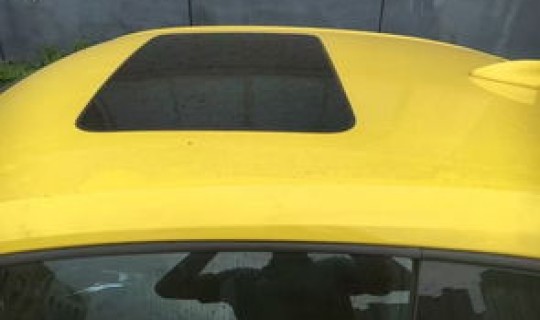 雪佛兰科迈罗大黄蜂落地价，雪佛兰跑车大黄蜂价格