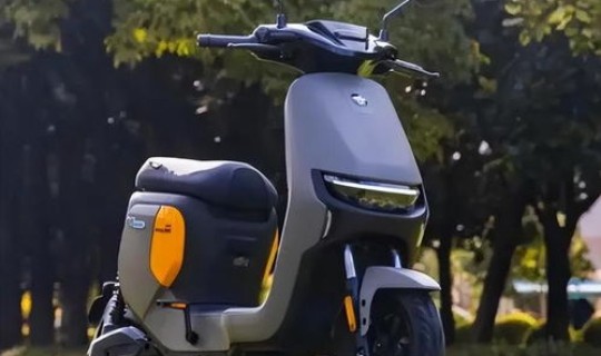 雅迪电动车车价 雅迪和爱玛电动车哪个好