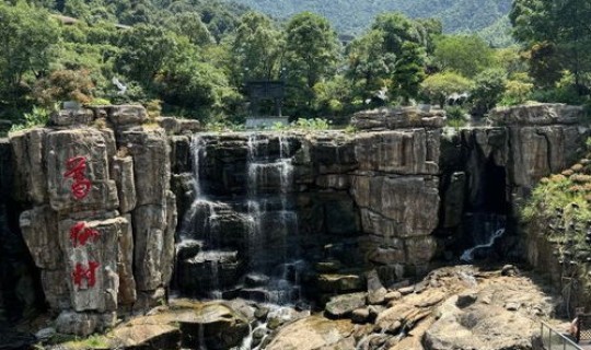 葛仙山景点旅游路线？葛仙山风景区介绍
