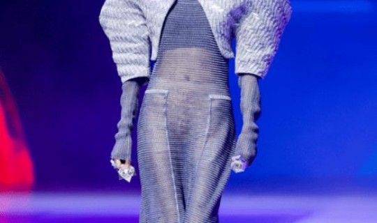 疫情期间摄影作品简介？人物摄影作品