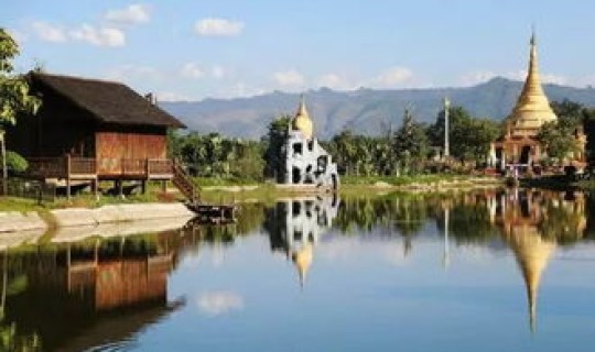 瑞丽市的，瑞丽必去三个景点