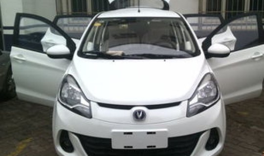 长安奔奔小轿车报价？长安轿车新款