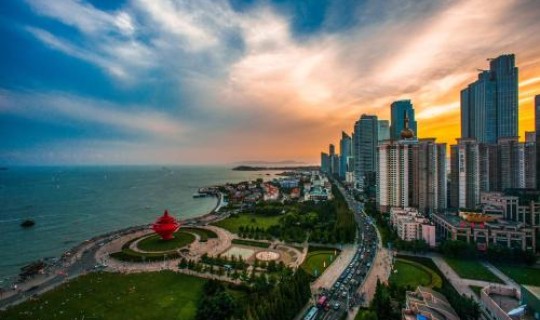 青岛在中国属于哪个方向？青岛在上海的什么方向