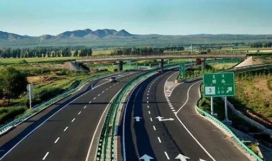 高速免费时间2021年五一，提前上高速跨省免费吗