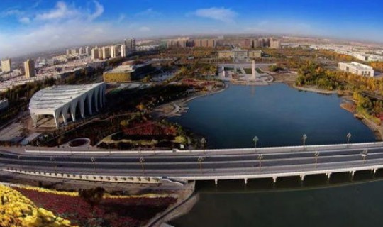 阿克苏地区阿拉尔市有多少人口啊，阿拉尔市属于哪个地区