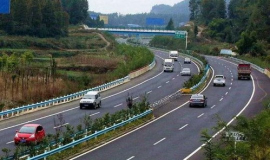 每年元旦高速免费吗 2026五一高速免费吗？