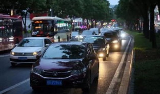 西湖今天限行吗，去杭州西湖车辆限行吗