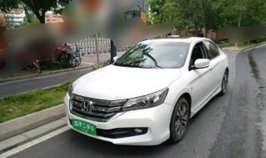 白色本田雅阁多少钱	，全新雅阁多少钱