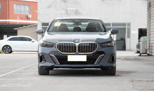 华晨宝马530多少钱一台？宝马五系多少钱