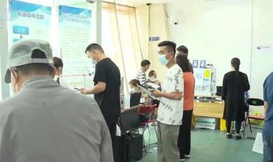 钟南山在哪间医院(钟南山在哪里坐诊？)