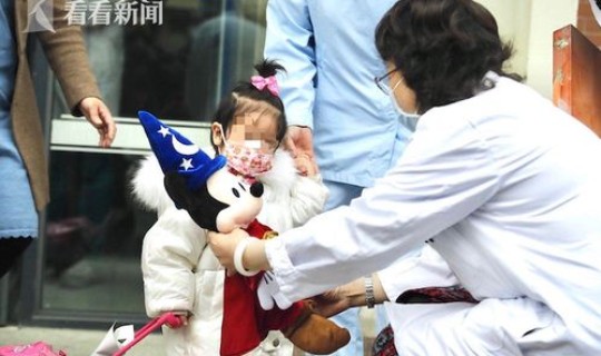 北京确诊小孩(小孩肺炎会传染吗)