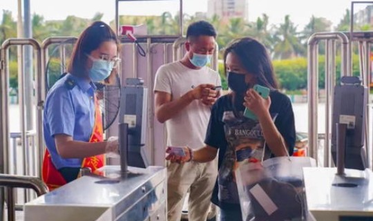 现在坐火车需要持核酸检测证明吗 高铁二维码检票还需要身份证吗