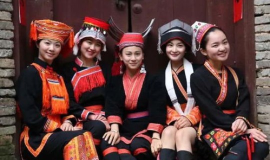 疫情有多少人得病(中国疫情一共有多少人确诊)