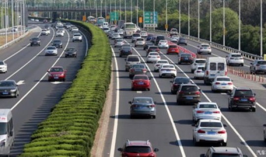 高速公路免费2020春节免费吗，高速公路春节从什么时候开始免费