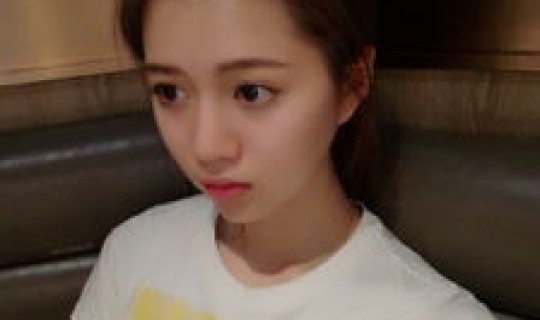 湖南长沙女老师 学生家长	，湖南师大附中校花