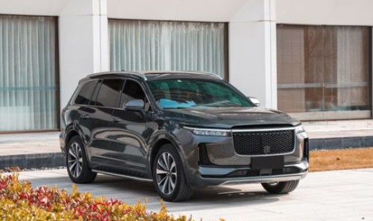 理想汽车价格车型(理想汽车多少钱一台)