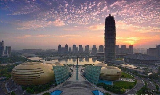 长沙是不是武汉的省会？长沙大还是武汉大？