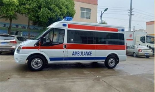 青岛救护车收费标准是多少钱(救护车接人要钱吗)