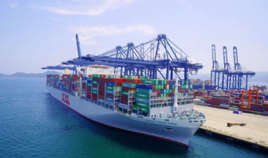 盐田港是多少吨级码头？深圳盐田港码头是谁的