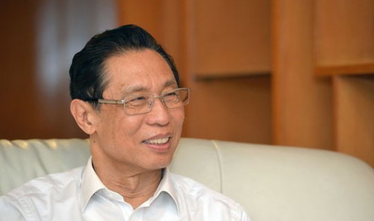 钟南山发表讲话是哪一集？钟南山在哪个医院坐诊