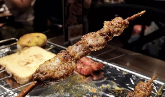 整个新疆都封了吗 新疆不能吃什么