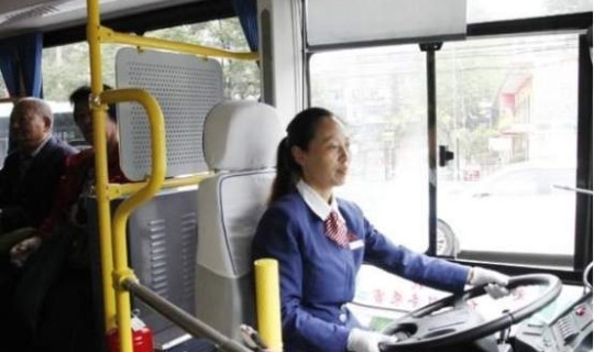 现在坐公交车还需要口罩吗 公交车为啥没有安全带